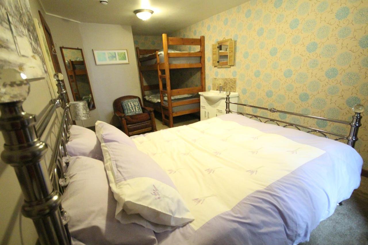 Hostel Lledr House Near Two Zip World Sites