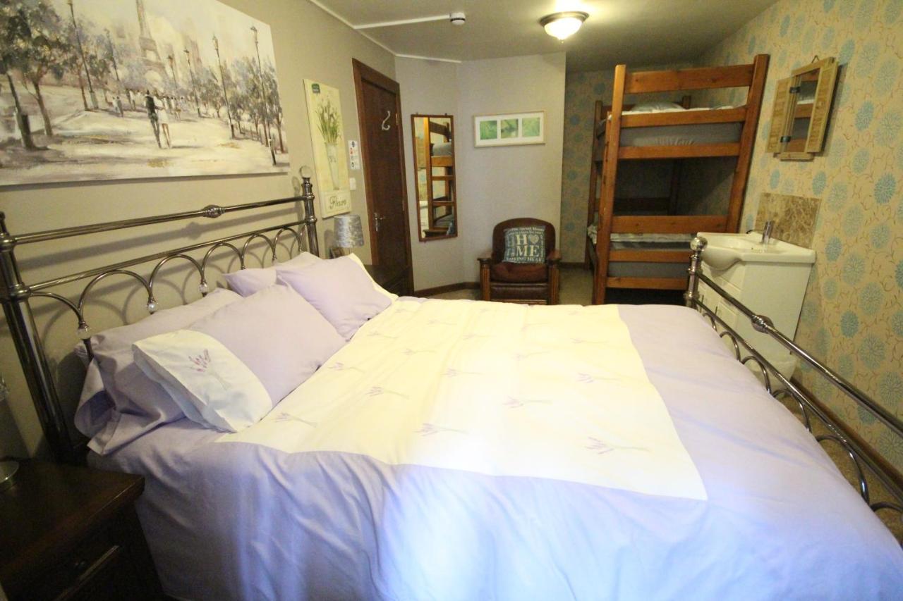 Lledr House Near Two Zip World Sites Hostel *